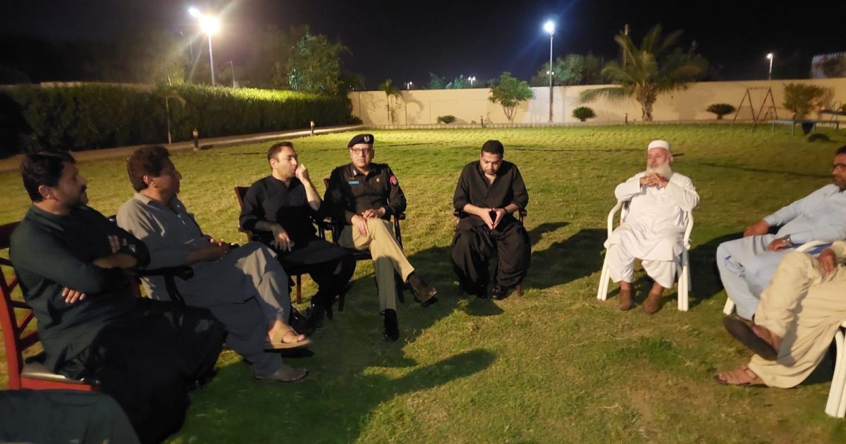 ماہرنگ لاپتہ افراد پر احتجاج کی بجائے مذاکرات کرے -ضیاء لانگو