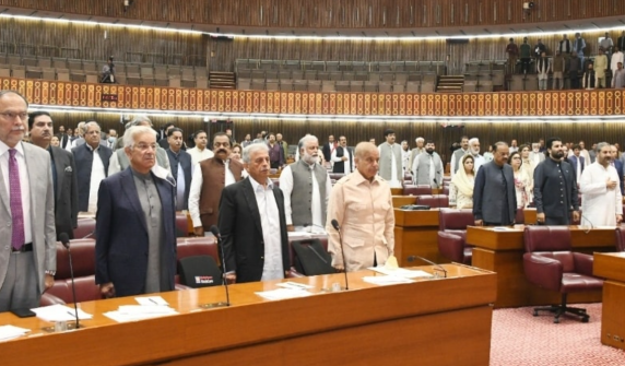 قومی اسمبلی اجلاس سے پی ٹی آئی کا بائیکاٹ