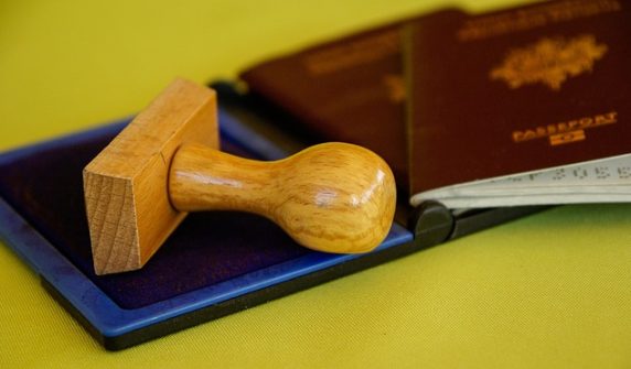 نادرا میگا سینٹرز میں 24/7 پاسپورٹس پراسسنگ کاؤنٹرز قائم